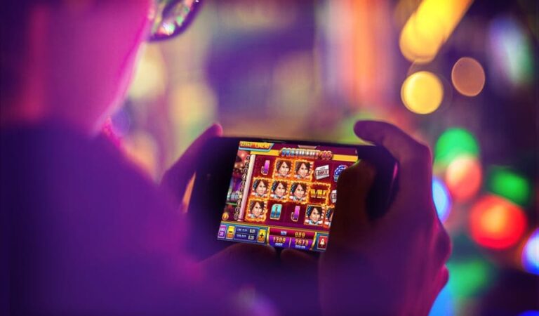 Play Online Games and Online Slot Games Get a Chance to Win in every Spin